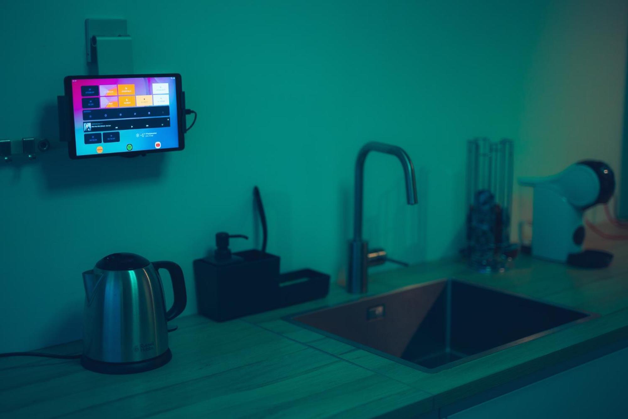 Smart Luxury - Private Gym, Hot Tub & Sauna Κεφλαβίκ Εξωτερικό φωτογραφία