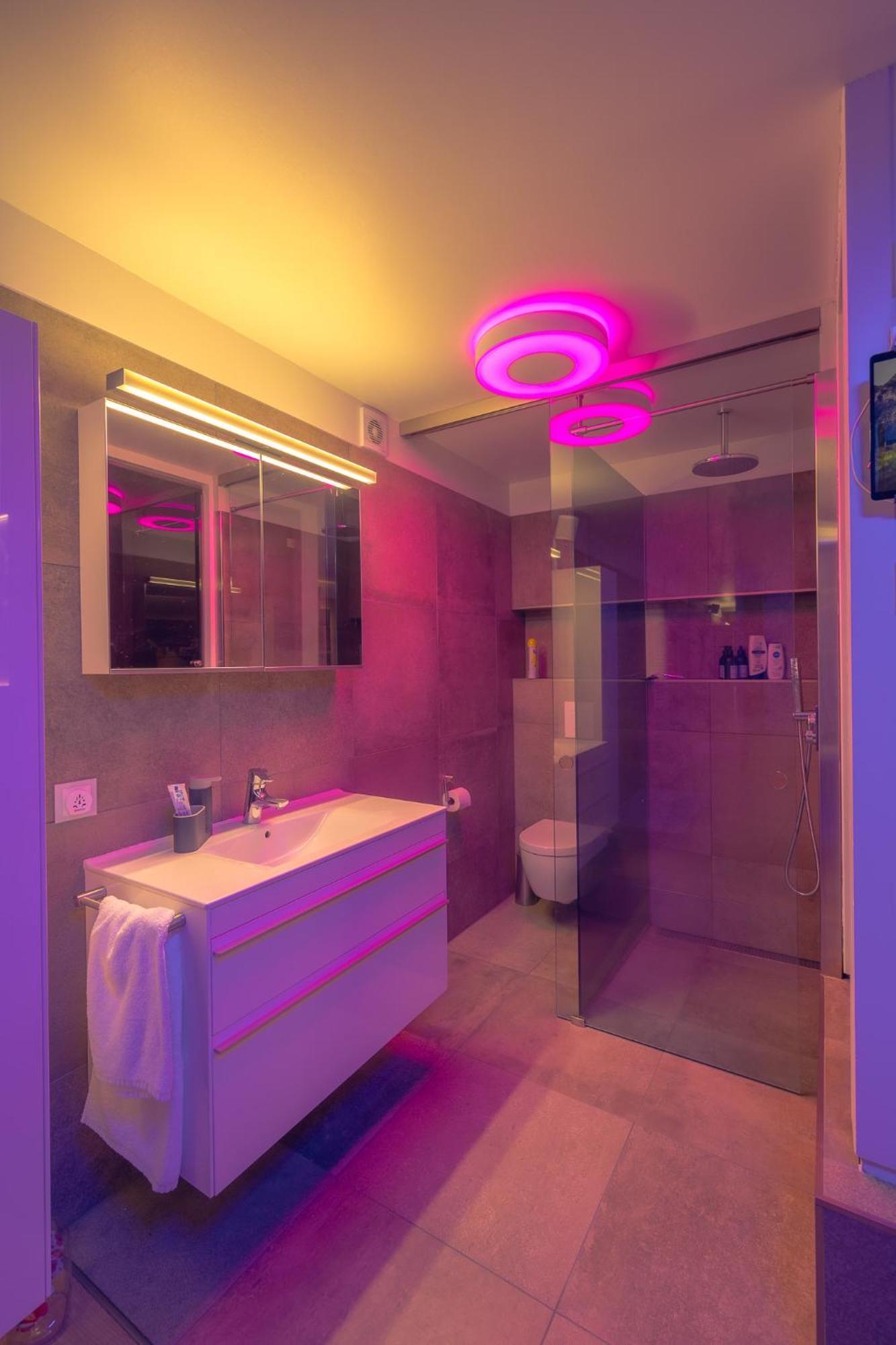 Smart Luxury - Private Gym, Hot Tub & Sauna Κεφλαβίκ Εξωτερικό φωτογραφία